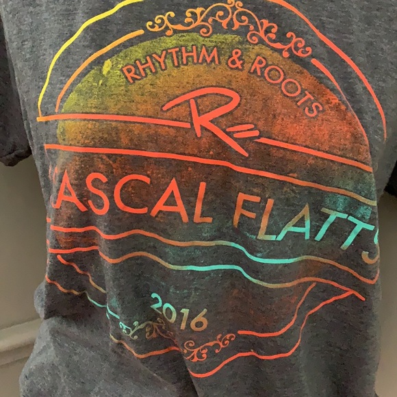 Rascal Flats new concert graphic t shirt NWOT - Picture 2 of 4